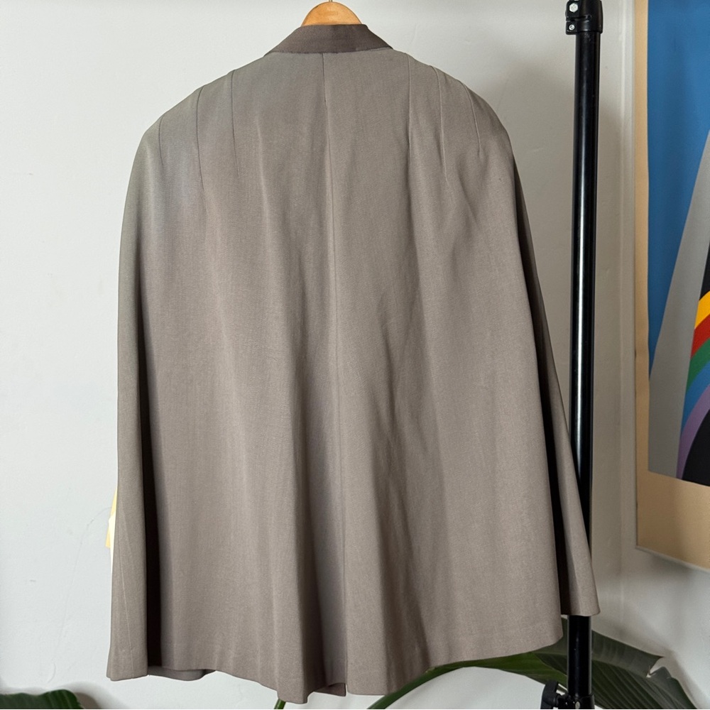 Vintage 1930s–1940s Cape - Picture 4 of 6